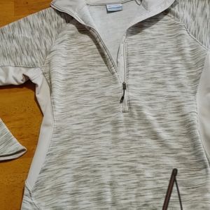 Columbia long sleeve shirt